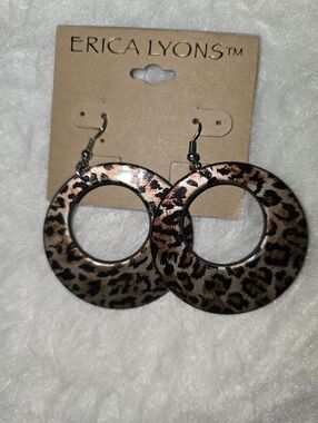 NEW Erica Lyons Earrings